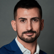 https://vanbeveren.holamundo.me/wp-content/uploads/2022/06/aitor-vanbeveren.png