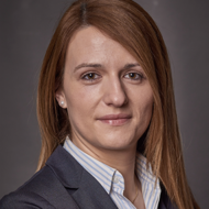 https://vanbeveren.holamundo.me/wp-content/uploads/2023/03/monica2-vanbeveren-2023.png