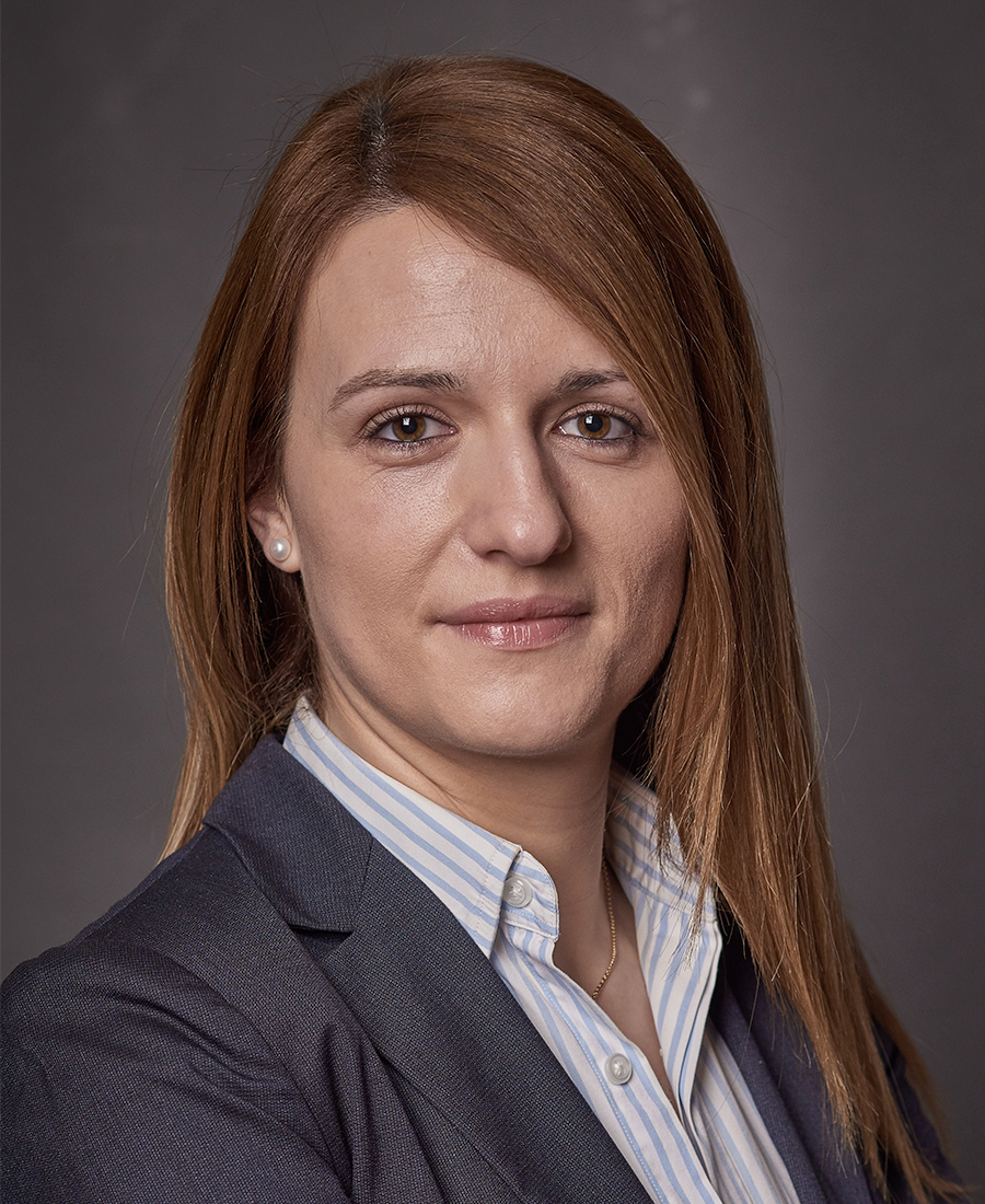https://vanbeveren.holamundo.me/wp-content/uploads/2023/03/monica3-vanbeveren-2023.jpg